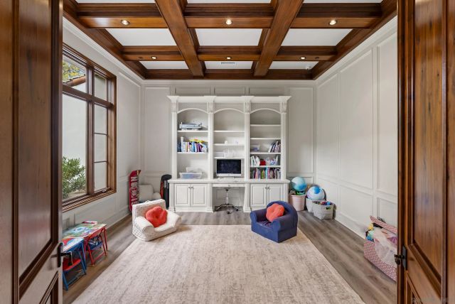 7628 Top O The Morning Way, San Diego, CA 92127