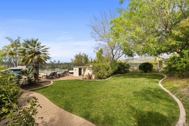 7628 Top O The Morning Way, San Diego, CA 92127