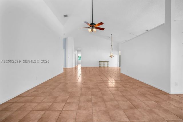 1545 W Lacosta Dr W, Pembroke Pines, FL 33027