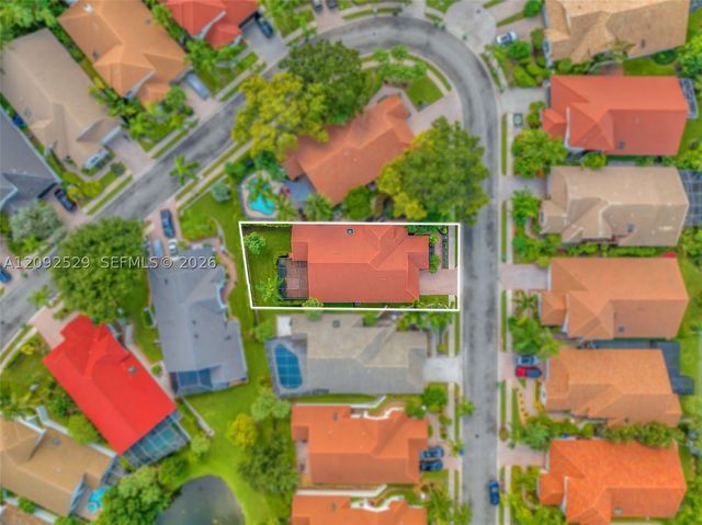 1545 W Lacosta Dr W, Pembroke Pines, FL 33027