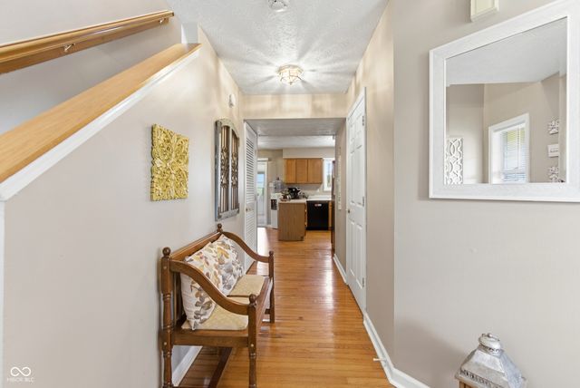 190 Springwood Drive, Avon, IN 46123