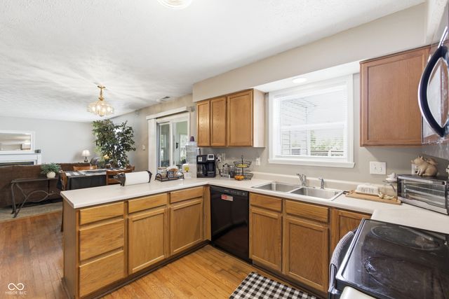 190 Springwood Drive, Avon, IN 46123