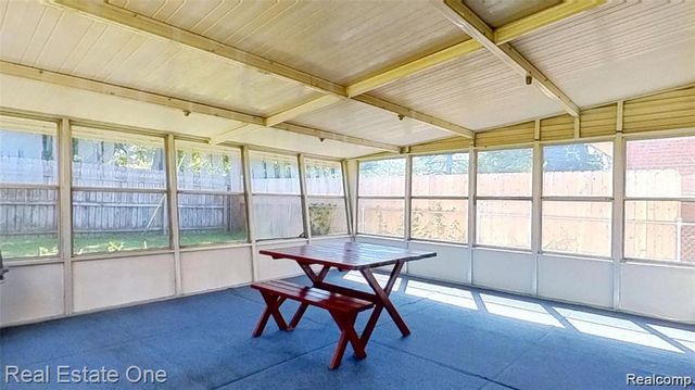 41744 Mae Wood Drive, Sterling Heights, MI 48313