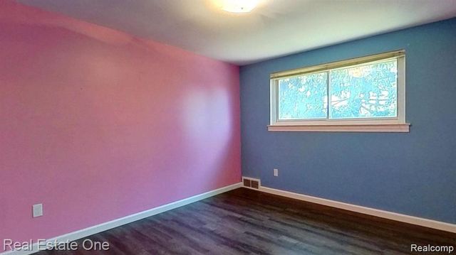 41744 Mae Wood Drive, Sterling Heights, MI 48313