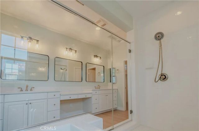 145 Yellow, Irvine, CA 92618