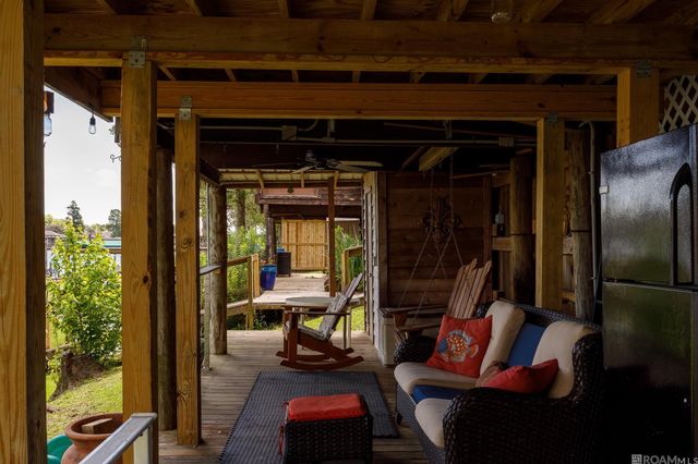 21054 Diversion Canal Rd, Maurepas, LA 70449