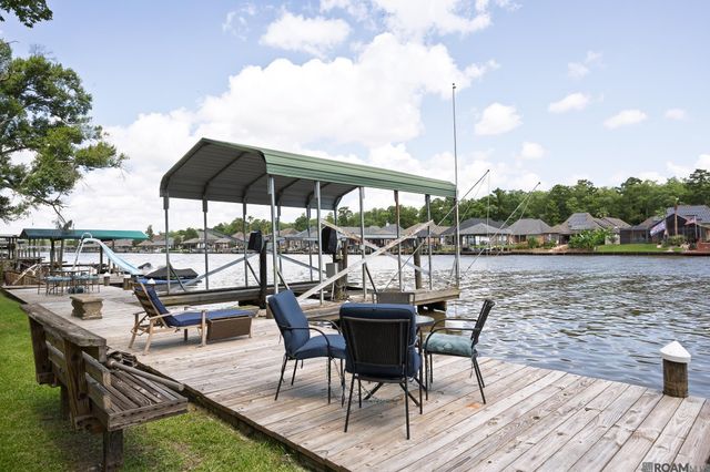 21054 Diversion Canal Rd, Maurepas, LA 70449