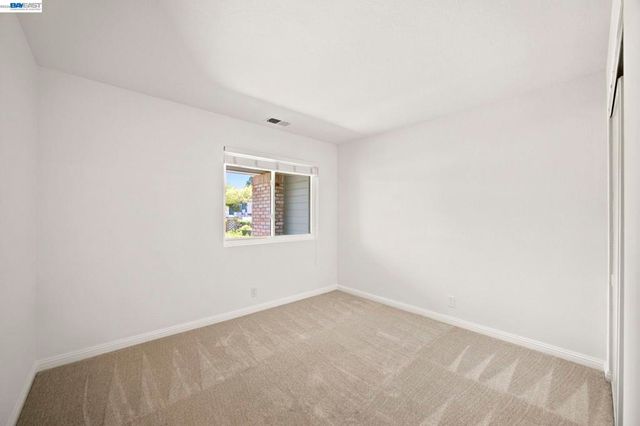 3747 Vineyard Ave, Pleasanton, CA 94566