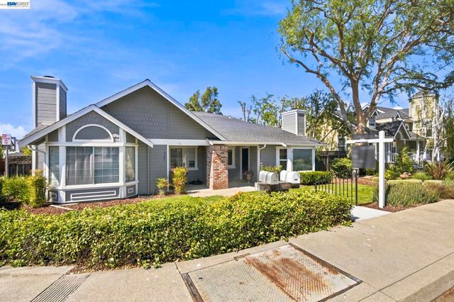 3747 Vineyard Ave, Pleasanton, CA 94566