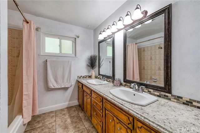 36837 Berkshire Drive, Madera, CA 93636