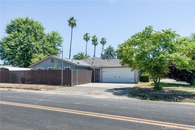 36837 Berkshire Drive, Madera, CA 93636