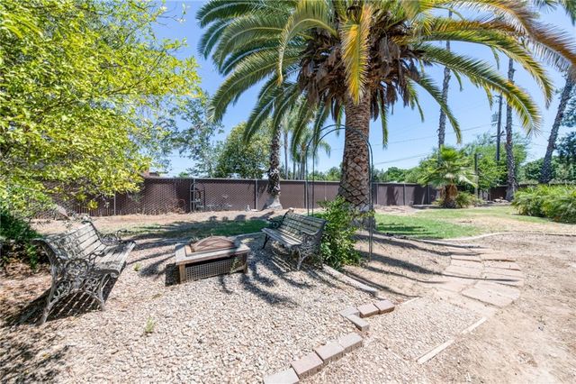 36837 Berkshire Drive, Madera, CA 93636