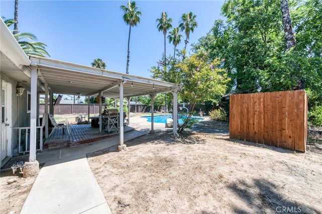 36837 Berkshire Drive, Madera, CA 93636