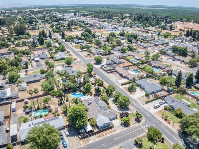 36837 Berkshire Drive, Madera, CA 93636