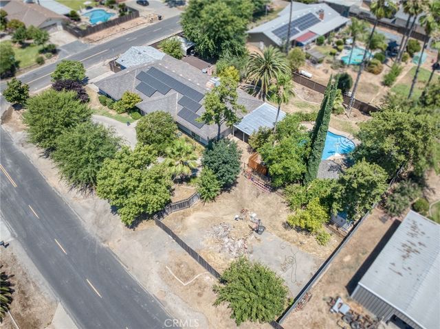 36837 Berkshire Drive, Madera, CA 93636
