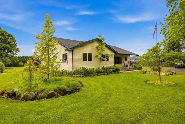 3403 N Corrigan Rd, Otis Orchards, WA 99027