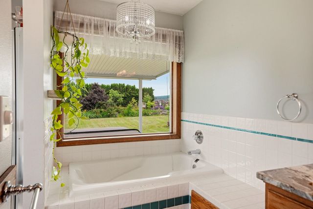 3403 N Corrigan Rd, Otis Orchards, WA 99027