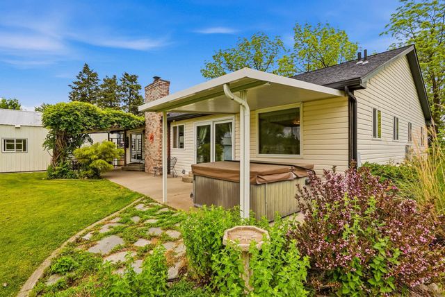 3403 N Corrigan Rd, Otis Orchards, WA 99027