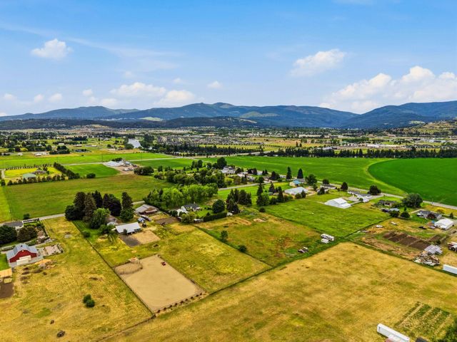 3403 N Corrigan Rd, Otis Orchards, WA 99027