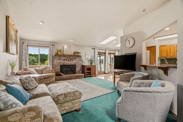 3403 N Corrigan Rd, Otis Orchards, WA 99027