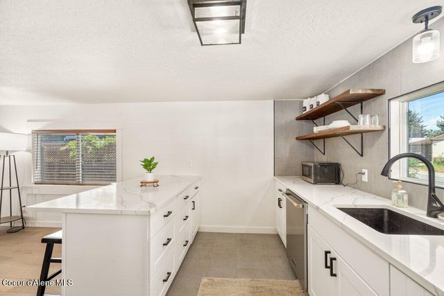 1736 W Marlborough Ave, Coeur D'alene, ID 83815