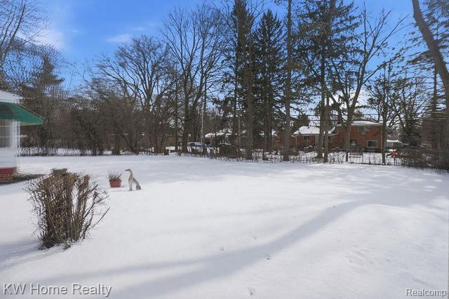 18635 San Diego Boulevard, Lathrup Village, MI 48076