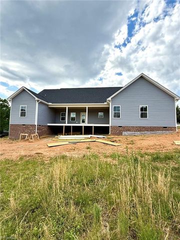 121 Winchester Drive, Ararat, NC 27007
