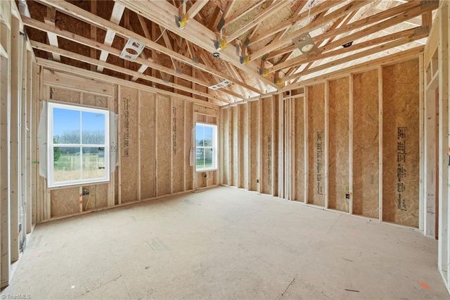 121 Winchester Drive, Ararat, NC 27007