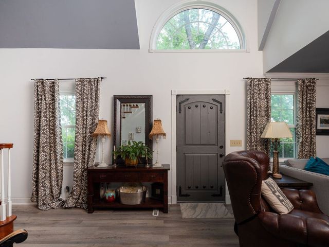 9675 Clovercroft Rd, Nolensville, TN 37135