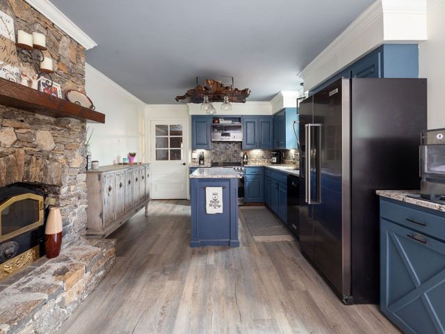 9675 Clovercroft Rd, Nolensville, TN 37135