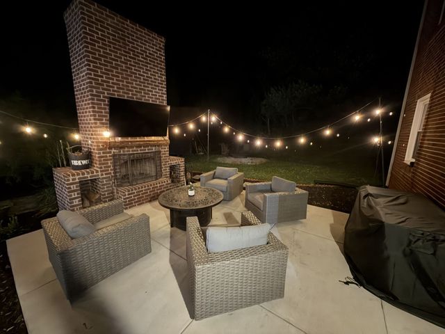 9675 Clovercroft Rd, Nolensville, TN 37135