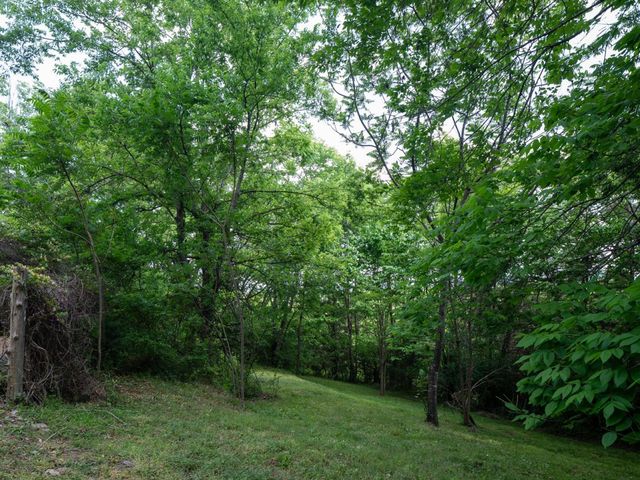 9675 Clovercroft Rd, Nolensville, TN 37135