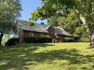 9675 Clovercroft Rd, Nolensville, TN 37135