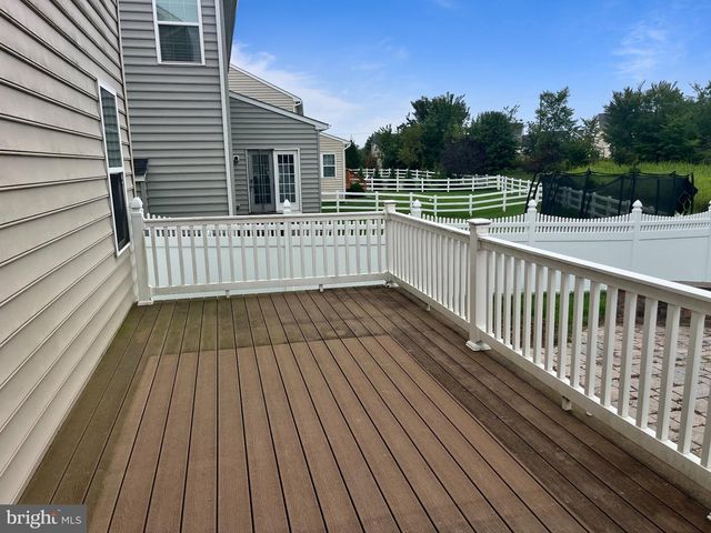 106 JACKIE DR, Gilbertsville, PA 19525