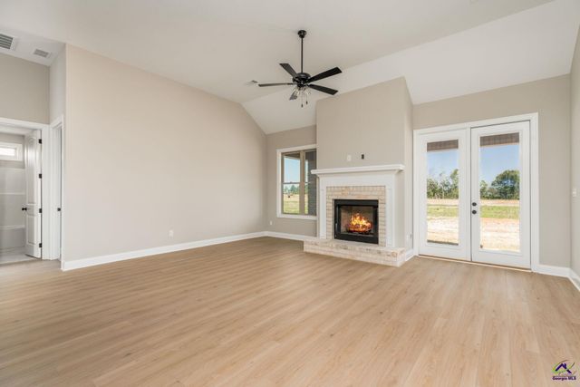 207 Farmland Circle, Perry, GA 31069