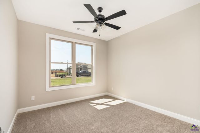 207 Farmland Circle, Perry, GA 31069