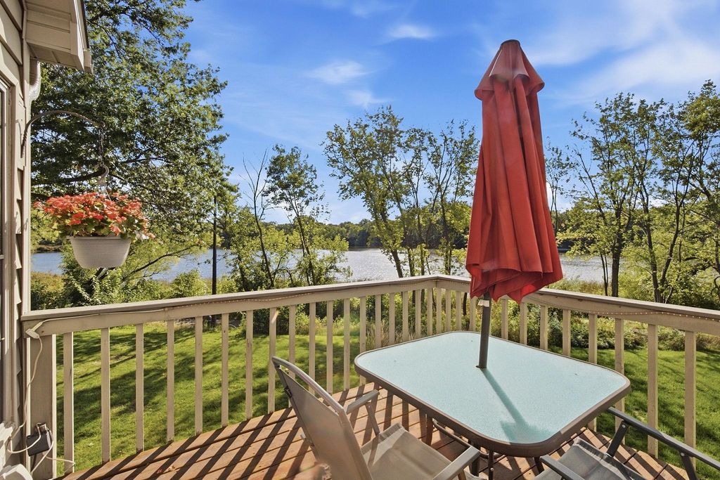 630 Sullivan Lane NE, Columbia Heights, MN 55421 — photo 4