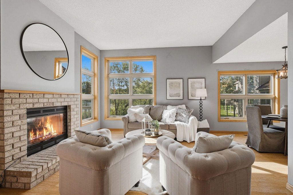 630 Sullivan Lane NE, Columbia Heights, MN 55421 — photo 5