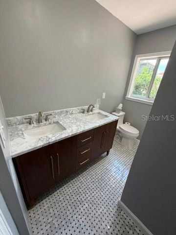 1009 E MARKS STREET, Orlando, FL 32803