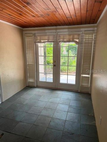 1009 E MARKS STREET, Orlando, FL 32803
