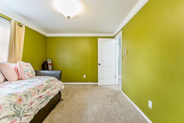 44026 Harmony Lane, Belleville, MI 48111