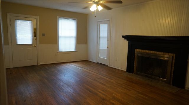 1016 Puryear Drive, College Station, TX 77840