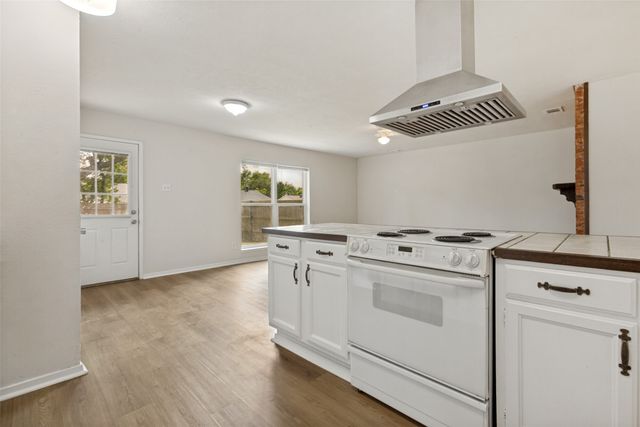 522 Hightrail Drive, Allen, TX 75002