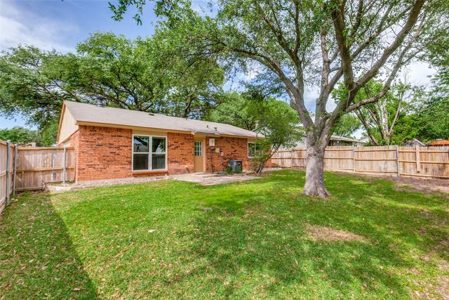 522 Hightrail Drive, Allen, TX 75002