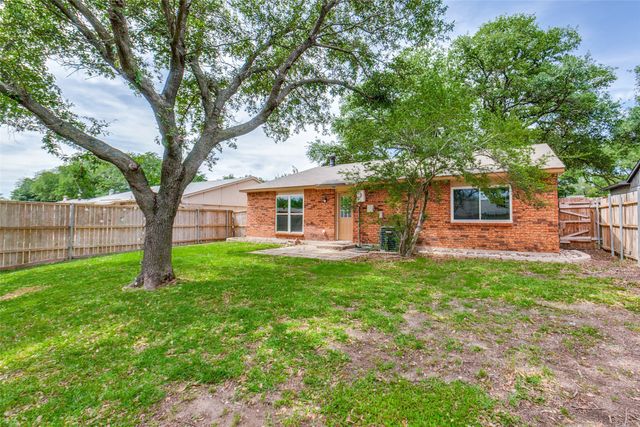 522 Hightrail Drive, Allen, TX 75002