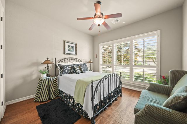 4815 Fairford Drive, Sugar Land, TX 77479