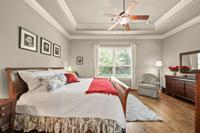 4815 Fairford Drive, Sugar Land, TX 77479