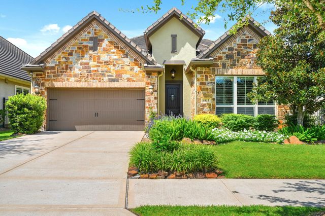 4815 Fairford Drive, Sugar Land, TX 77479