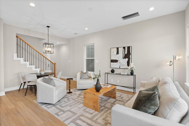 5815 Highland Sun Lane, Houston, TX 77091