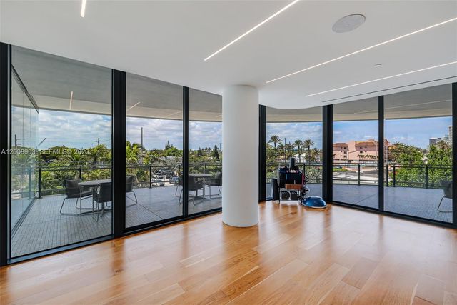 8701 Collins Ave 904, Miami Beach, FL 33154